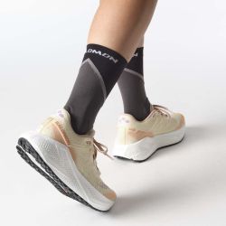 Aero Glide 3 Grvl - Chaussure Gravel running Femme - Shortbread / White / Fusion Coral