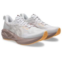 Novablast 5 - Chaussure Course à pied Femme - White / Fawn