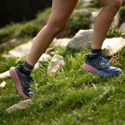 Chaussettes de course à pied Run Anatomic Light Ankle - Noir / Gris Foncé
