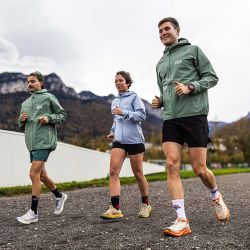 Veste trail running imperméable pour Femme - Tissu Membrane - Bleu