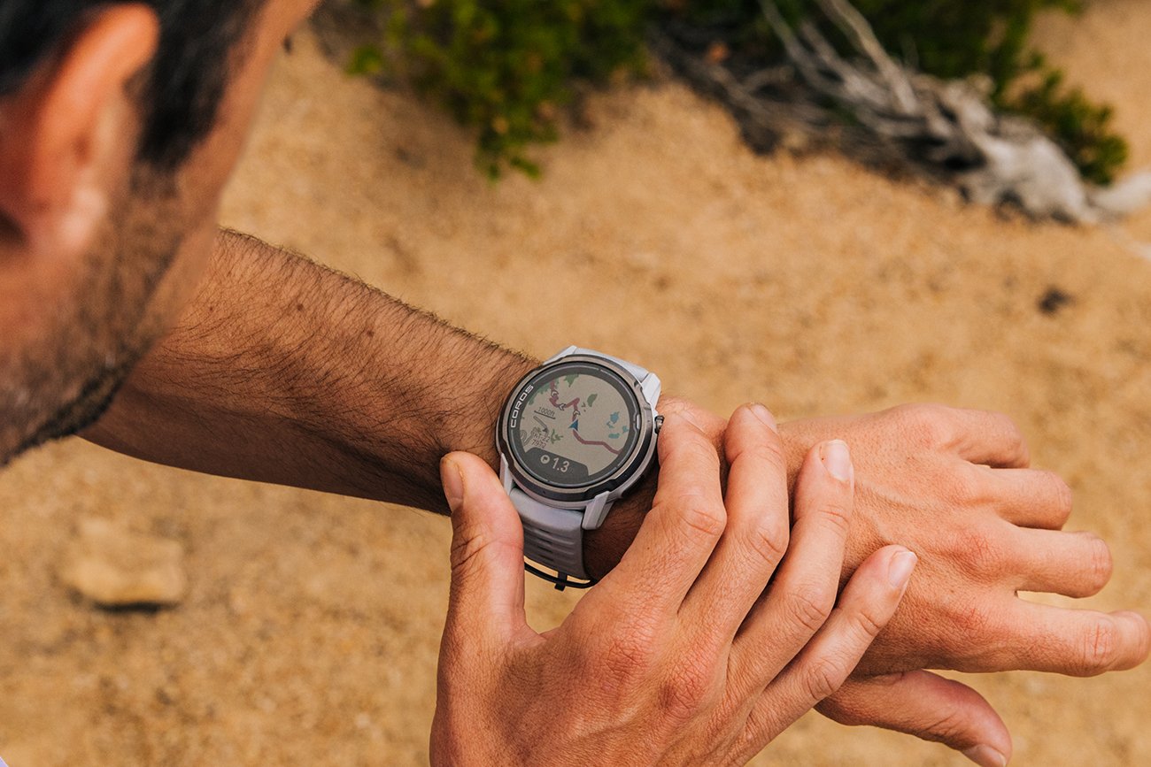 COROS APEX 4 - Montre GPS multisport haut de gamme